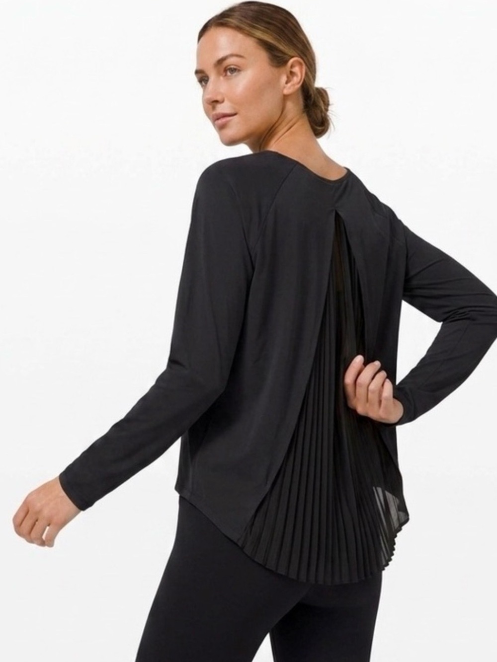 Lululemon Long-Sleeve Pleated Back Top - Women Size 6